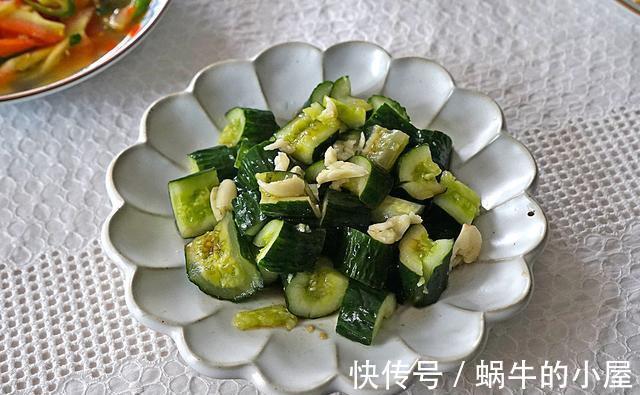 西瓜瓤|外甥女做的午餐，一桌素菜看似清淡却比大鱼大肉好吃，真会过日子