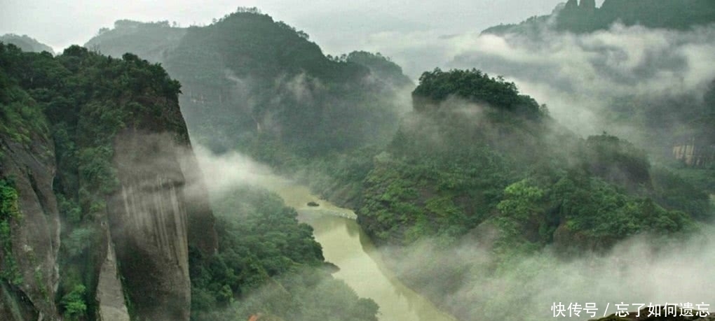 武夷山集山岳、河川风景于一身，奇、秀、美、古兼有！