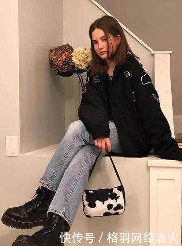 双肩|双肩包不受宠了!现在流行的是