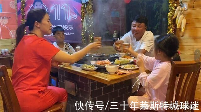 笑笑|王楠女儿学球拼命!失误一次加练十分钟,教练都喊累,她却很开心