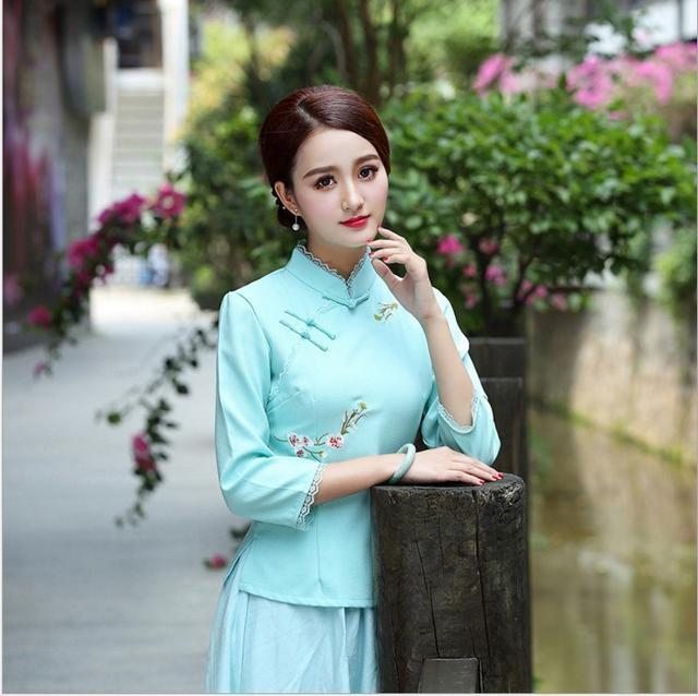 旗袍|都是中国风旗袍的功劳,让姑娘们可以看见自己珠圆玉润的一面