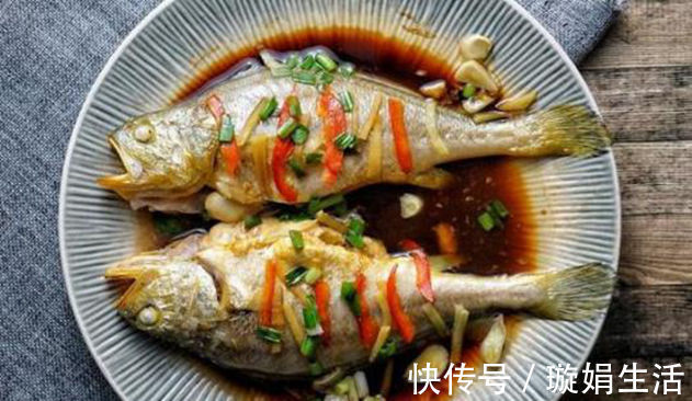 清蒸|美食推荐：清蒸黄花鱼，家常炒鸡杂，肉末炒三丁，木耳炒鸡蛋