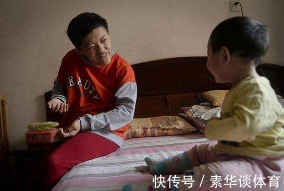 奶瓶|奶瓶用开水烫就行?奶奶只用开水烫奶瓶,3个月宝宝被送进医院