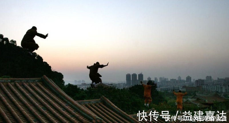 武术$古代大侠飞檐走壁功夫了得,武功到底多厉害?可能和你想的不一样