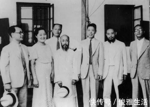 行书|新中国第一任最高院院长沈钧儒书法不错,小楷隽秀,行书洒脱飘逸