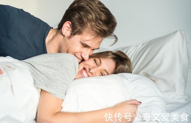 膝关节|无论男女,早上起床没有4种表现,恭喜,你的身体很健康