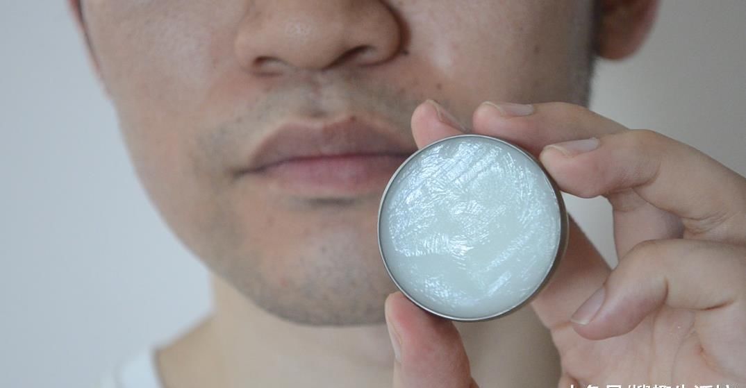 清凉油的5个大妙用, 解决了生活中不少的麻烦事, 看完赶紧去试试