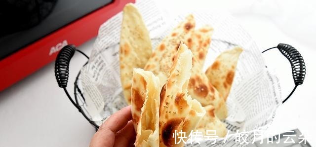 面粉|这样做的早餐饼,无需发酵易操作,酥脆咸香太好吃了!