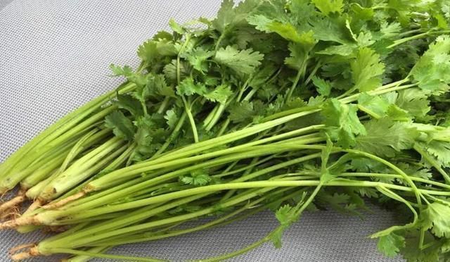 11月,宁可不吃猪肉也要吃它,既鲜美又补钙,比吃猪肉香多了