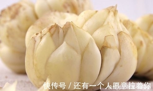 心火|心火过旺的5个表现，多吃4种食物，不失眠、不便秘、睡得香