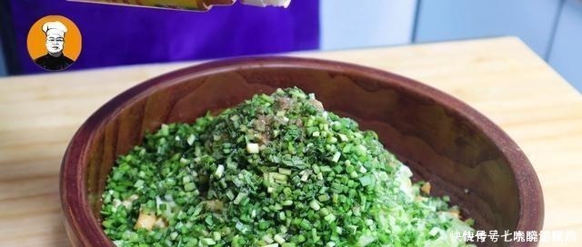 丝瓜别再老一套了,加一块豆腐,不用炒不烧汤,吃完明天还想吃