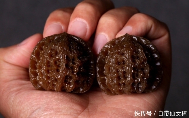 文玩核桃|文玩核桃的四个死穴你知道是什么吗?千万要注意了!