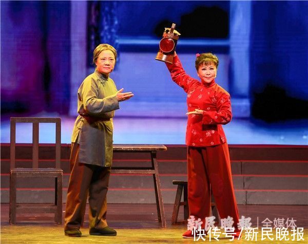 飞越七号桥|民营沪剧“台柱子”为第二届上海沪剧月揭幕