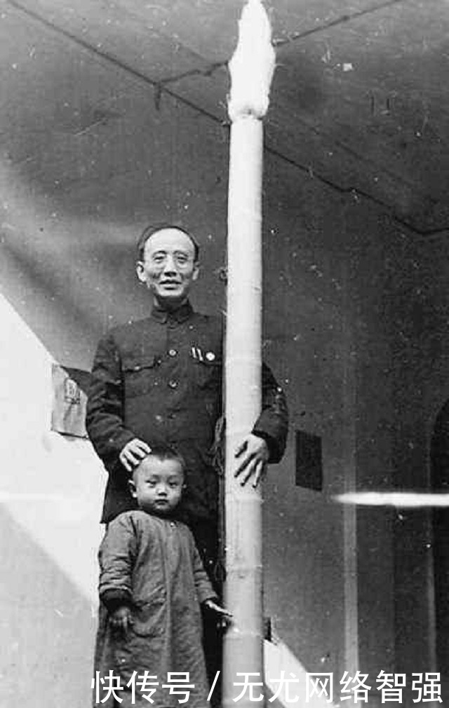 关于郭沫若,我们该报以怎样的态度?