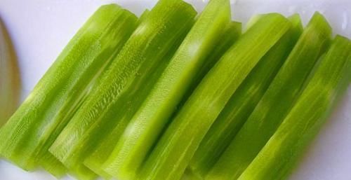 冬天养生正当时，多吃3种食物，排毒养颜，疏通血管，早吃早受益