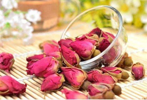 月经|月经量少的女性，日常做好3事，多吃3物，促进雌激素分泌，防早衰