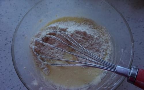 在家自制瓦片酥,咬一口酥掉渣,吃了还想吃