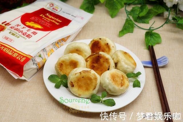 大白菜|教你做生煎包，皮薄不破也不焦，包底金黄酥脆，肉嫩鲜香多汁