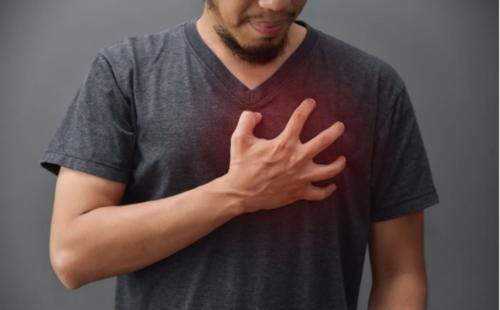 医生|夫妻俩查出肺癌,丈夫离世,妻子重症室,医生摇头:这种病,怎么敢一拖再拖