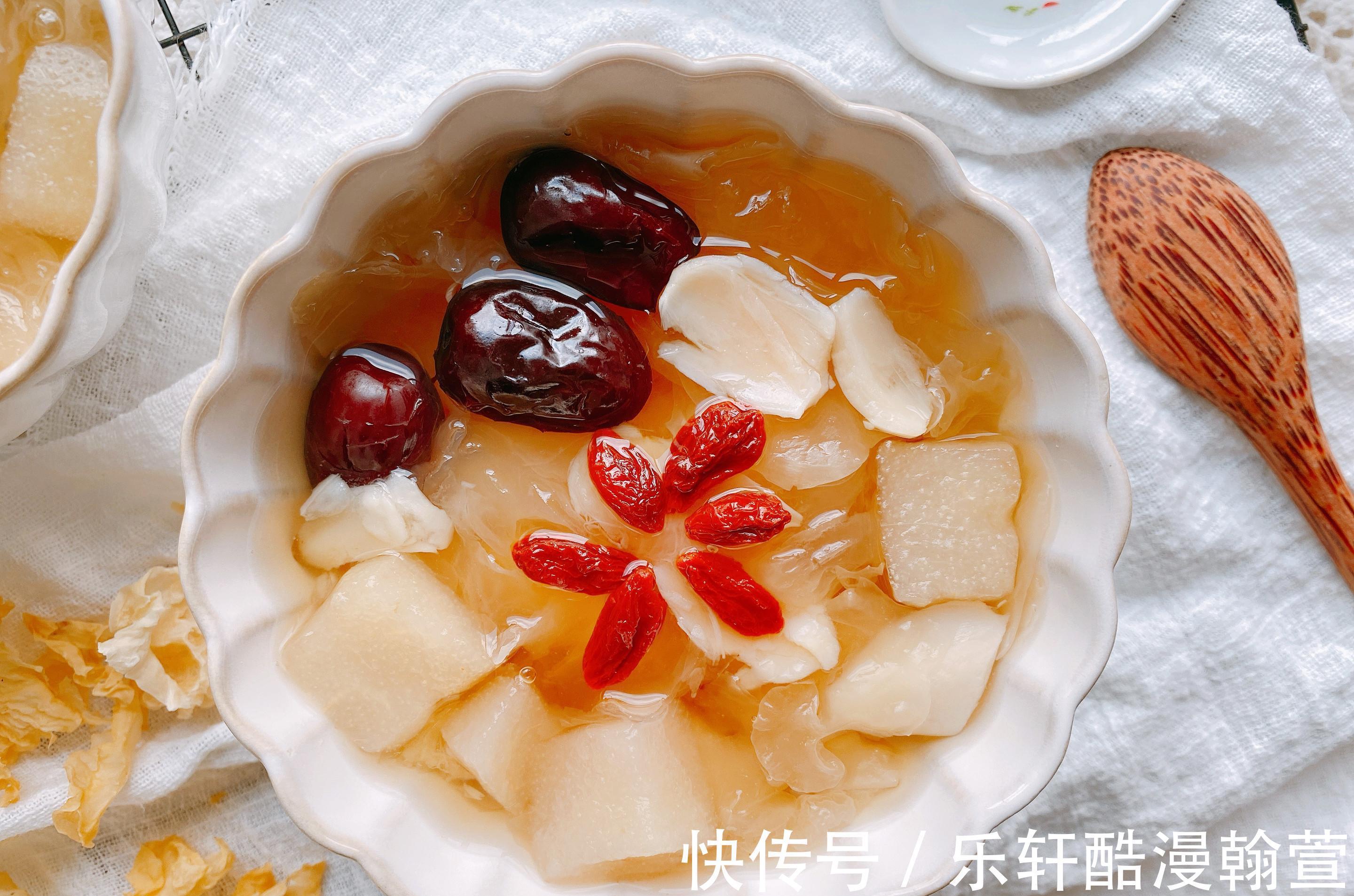 秋燥|秋冬要多喝“润肺汤”，4种食材，营养丰富，缓解秋燥，滋阴润肺