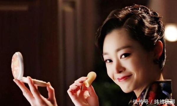 未婚妻突然病逝,他伤心欲绝,不料17年后,两人却在街头撞见