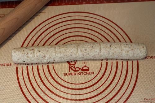 蒸馒头发面有人用酵母,有人用牛奶,却不知用它发面,馒头更蓬松