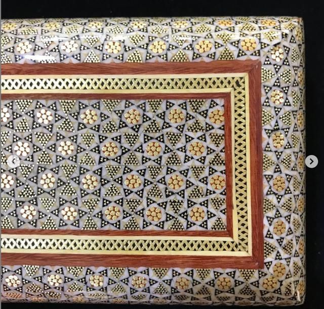 一个月只能做出十件的手工艺品，你还觉得贵吗？