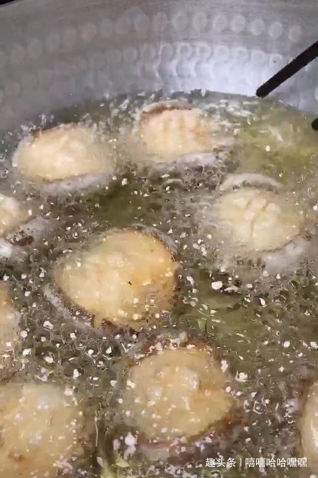 家常香菇新做法，外焦里嫩，入口即化，制作简单，超级下饭！