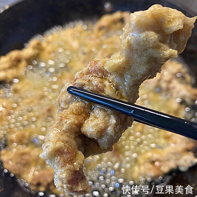 炸酥肉|小年夜—炸酥肉一上桌，老人宝宝全都笑