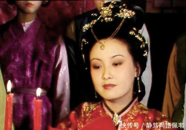 滑胎|王熙凤为何突然滑胎?看看她生日那天经历了什么,忍不住心疼她