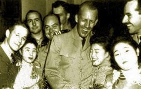 投降|日本人投降后,被抛弃在中国的十万女性最后是怎样的结局