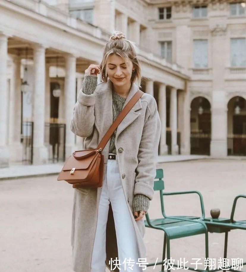 大衣别再穿一身黑了!这样穿才洋气!