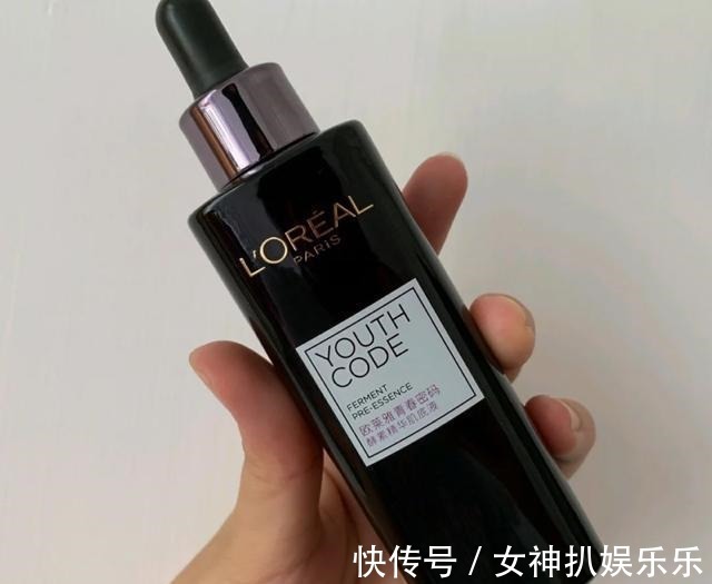 小姐姐|备受争议的四款网红精华,大部分人都吐槽难用,只有你觉得好用吗!