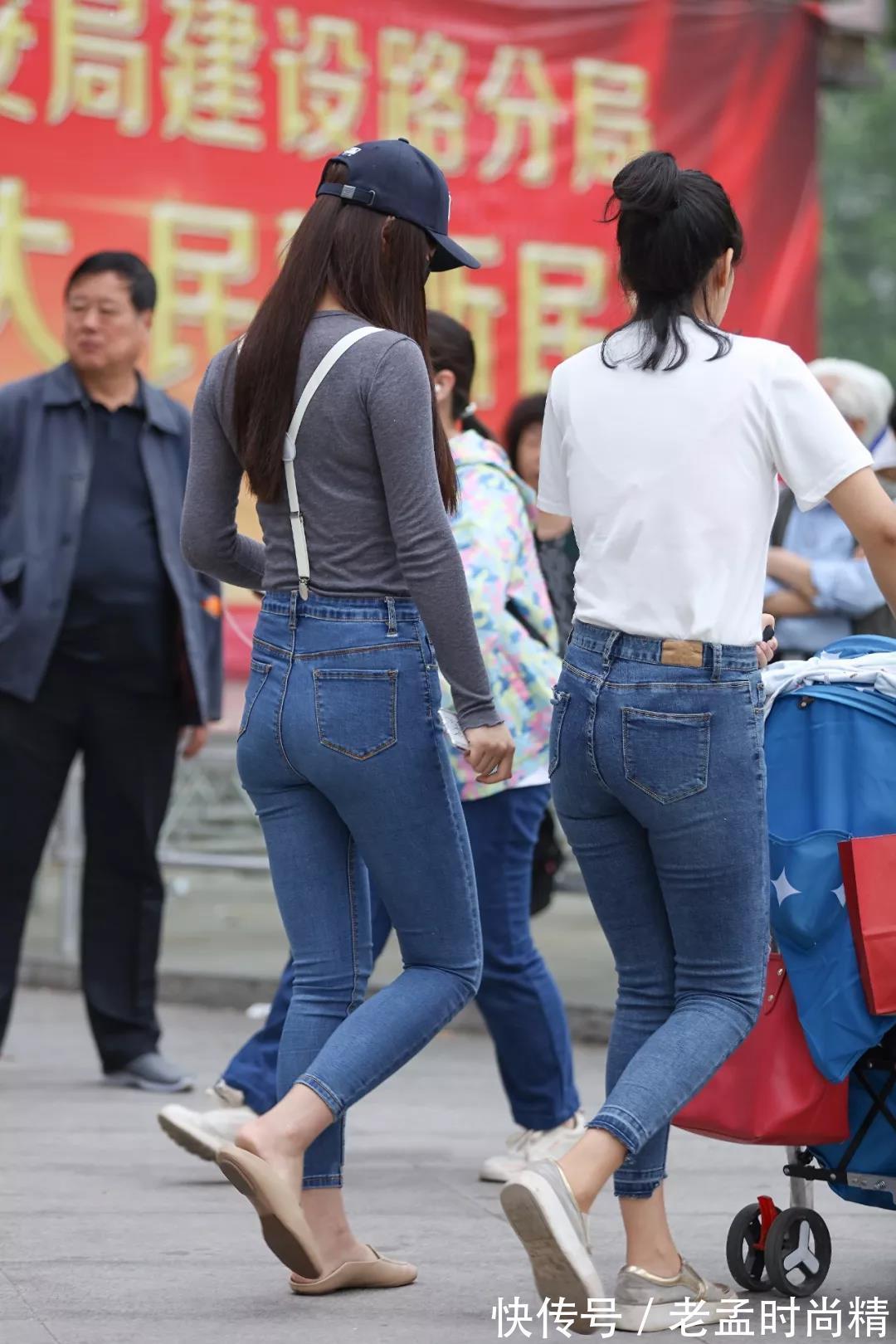 性感 街拍:穿牛仔裤的性感美女