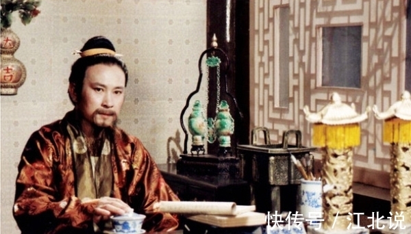 宁国府|红楼梦:贾母爱吃,爱奢侈,贾府爷们更甚,贾府是被吃垮的吗?