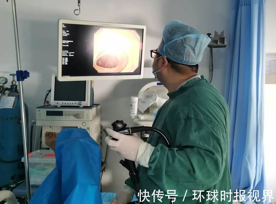 胃癌|吹几口气,杭州夫妻双双中招!一个胃癌早期,一个全胃萎缩...