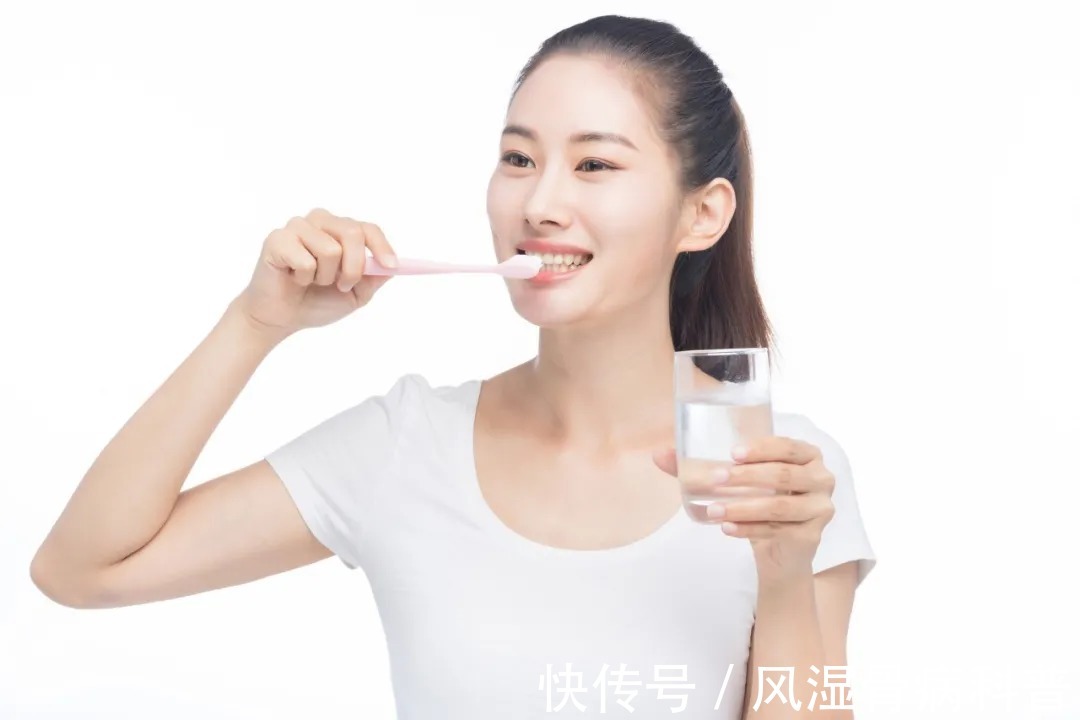 漱口水|每两个人中就有一人有口臭!老中医推荐1杯茶1碗汤,还你清新口气