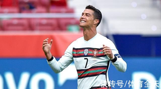 職業(yè)生涯|三大挑戰(zhàn)!2022年C羅遭遇地獄難度，他還能站出來嗎?