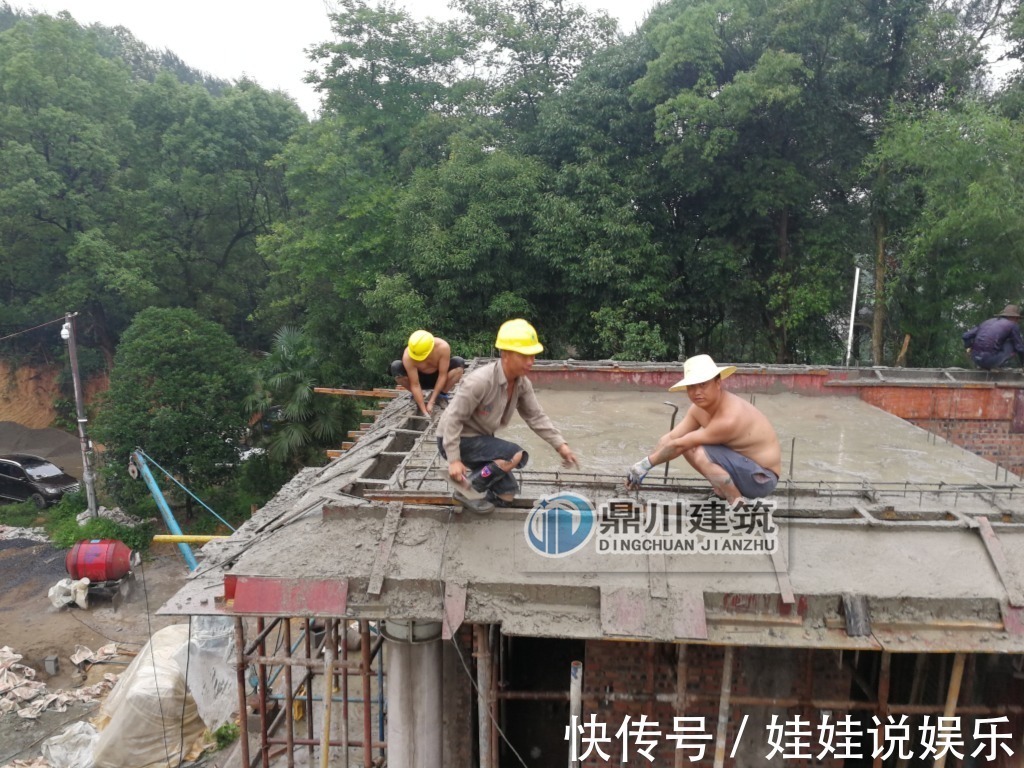 砖混|他花70万在乡下建四合院,庭院曲径幽深,堪比王府豪宅!