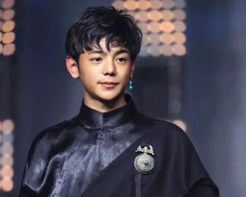 黃曉明|《中餐廳5》165周也跟170丁真逛超市，像小朋友過(guò)家家