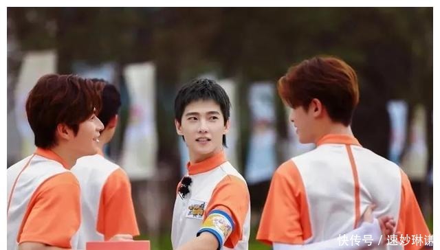 播出2期,收视连续夺冠,硬是把捉迷藏玩成暑期第一档爆款综艺