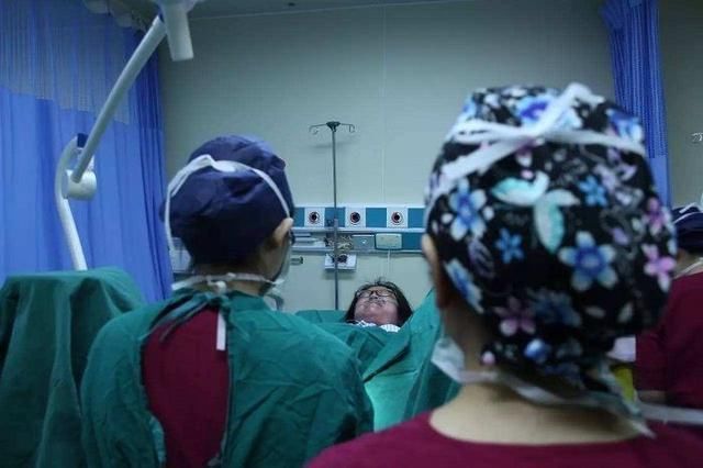 产科|为什么产房护士很凶？孕妈们都误会了，“凶一点”是为你好