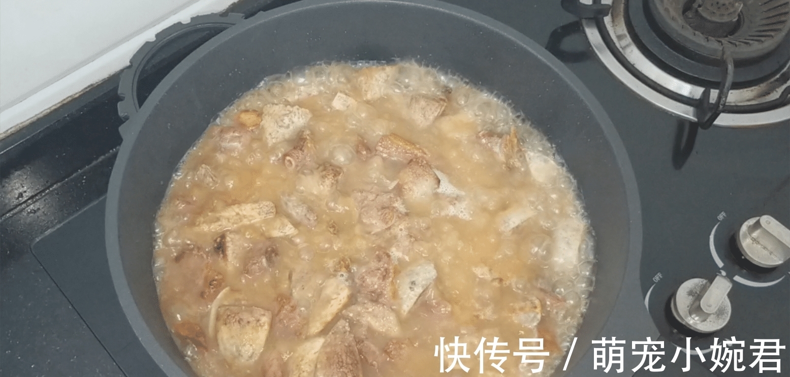 腊鸭|芋头新吃法，一次做5个，咸香松软又简单，出锅好吃下饭越吃越香