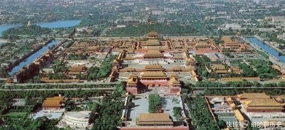 隆宗门|北京故宫匾额上有一根箭，为何200多年不敢摘掉，谁留下的？