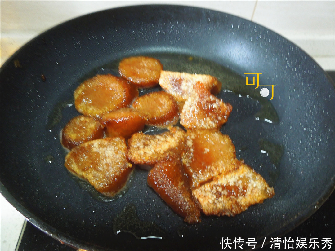 根葱|家里的粽子别再蘸糖吃了,换个吃法,2只鸡蛋1根葱,煎一煎太香了