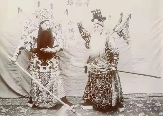 出场费|梅兰芳当年有多红?出场费至少10根金条,观众向舞台疯狂扔首饰