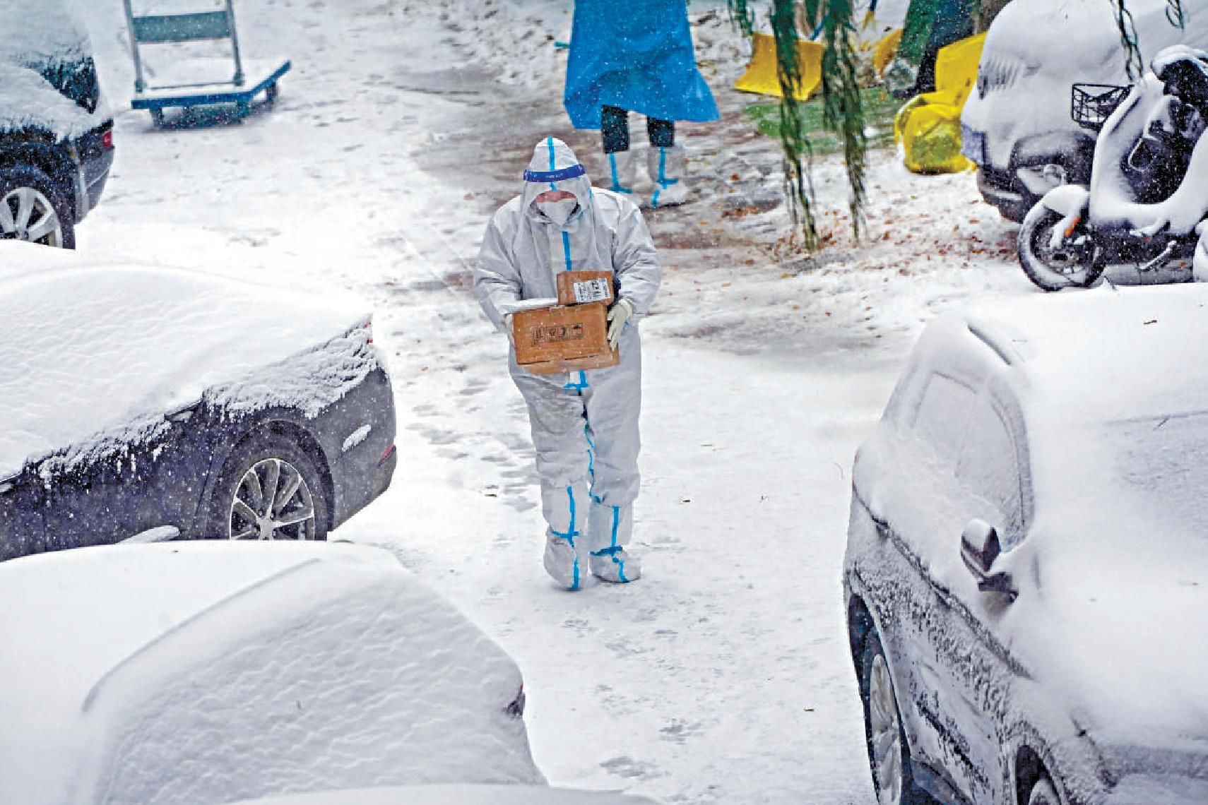 蔡代征|北京今冬第一场雪来得有点早，他们是严寒中最暖人的符号