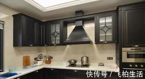 装修|厨房这样装修，家务活可以少一半，住几年也很干净