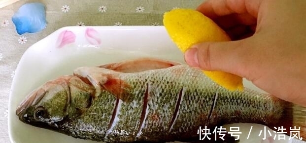 鱼肉|清蒸鱼到底蒸多长时间？20年厨师长说出正确时间，鱼肉又鲜又嫩