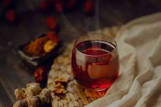 关节疼痛|这样吃生姜，补阳气、祛寒湿、缓解关节疼痛，好处多到数不清